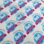 decal-nhua-sua-gia-re.jpg
